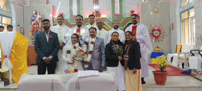 “Twenty-Five Years of Togetherness Celebrated with Joy”