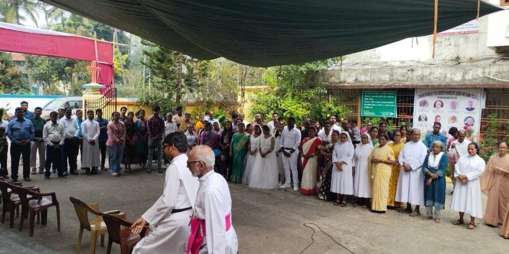 On February 23rd, the vibrant Parish of Serampore came together to celebrate a significant milestone: the Golden Jubilee of the SSCC India presence
