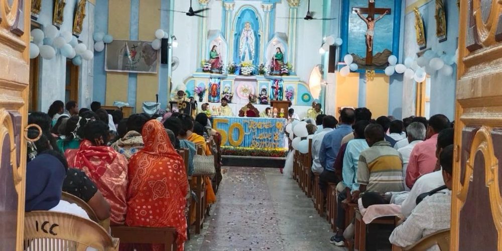On February 23rd, the vibrant Parish of Serampore came together to celebrate a significant milestone: the Golden Jubilee of the SSCC India presence